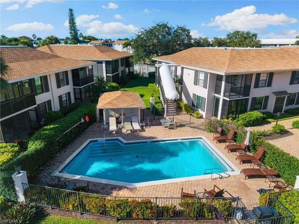 3135 Riviera Dr #B205 - Photo 5 of 36