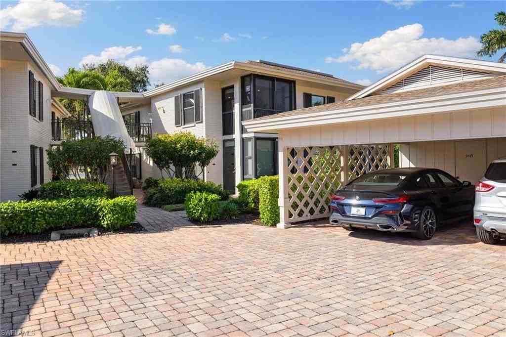 3135 Riviera Dr #B205 - Photo 6 of 36