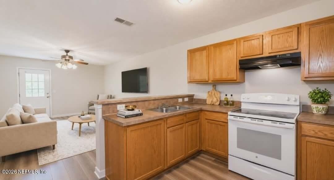 8514 Kona Ave - Photo 2 of 6
