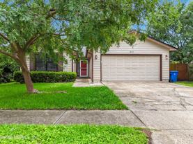 341 Hickory Hollow Dr N - Photo 1 of 1