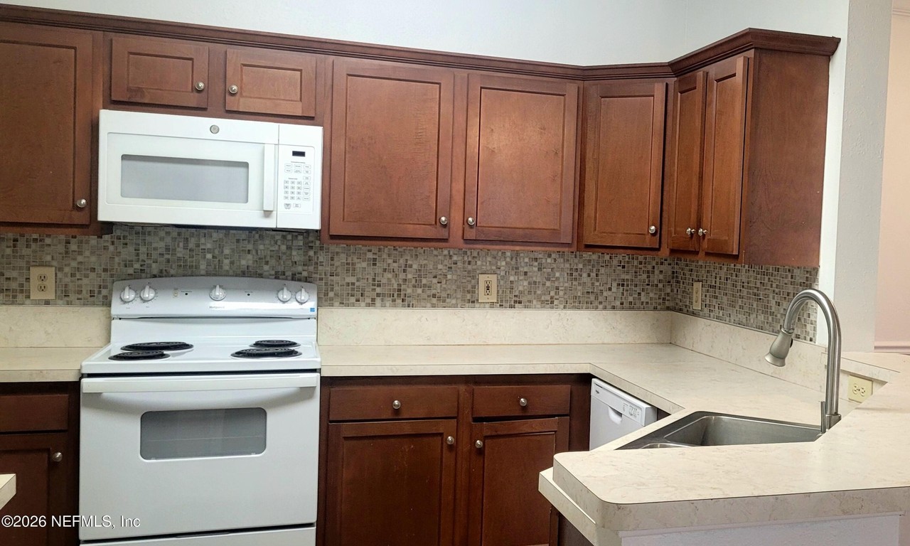 10000 Gate Pkwy N #512 - Photo 5 of 21