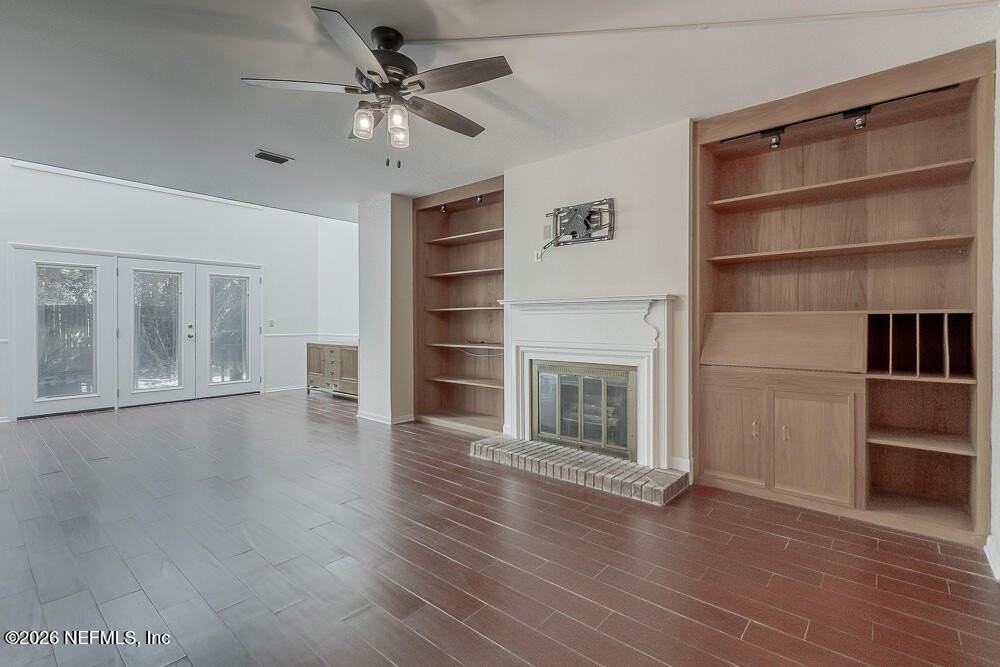 3216 Oak St #5 - Photo 2 of 28