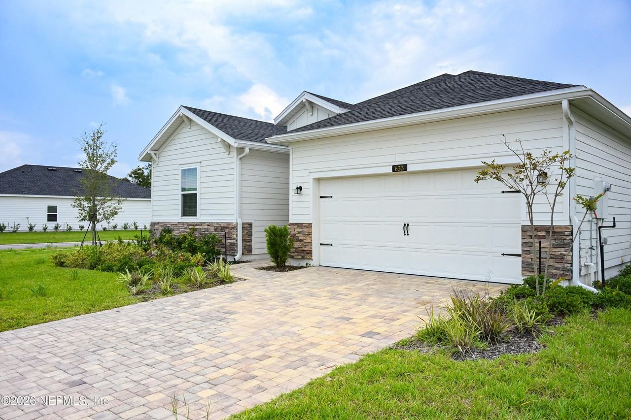 633 Superior Blvd - Photo 4 of 39