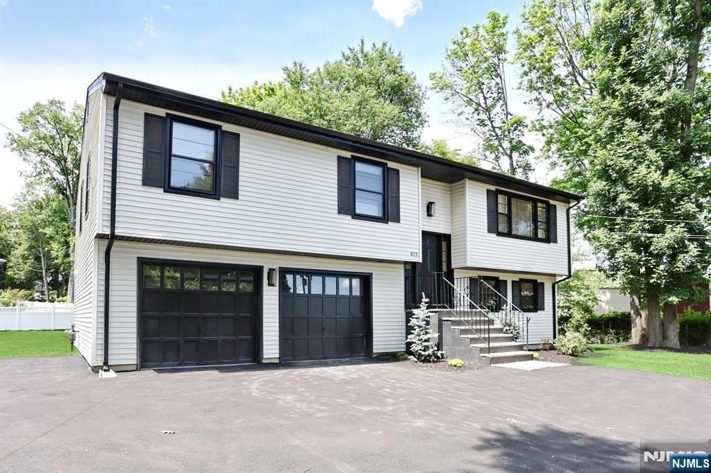 415 Goffle Rd - Photo 2 of 25