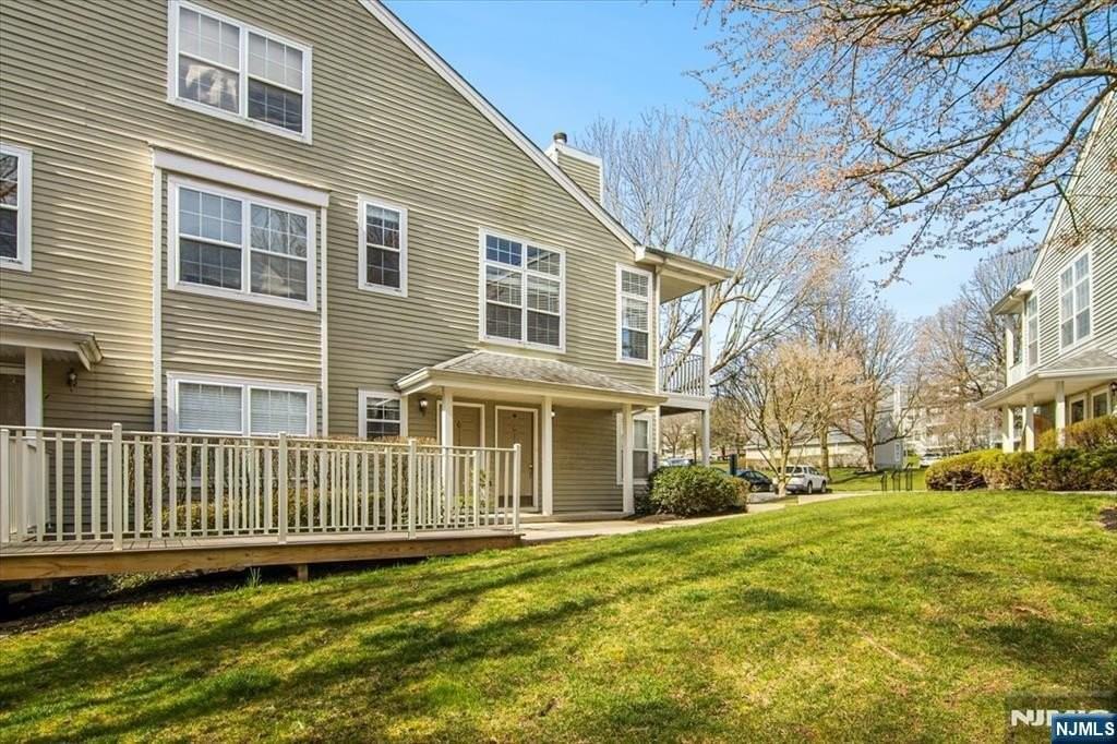 1125 Hyde Park Ct #A2 - Photo 3 of 27