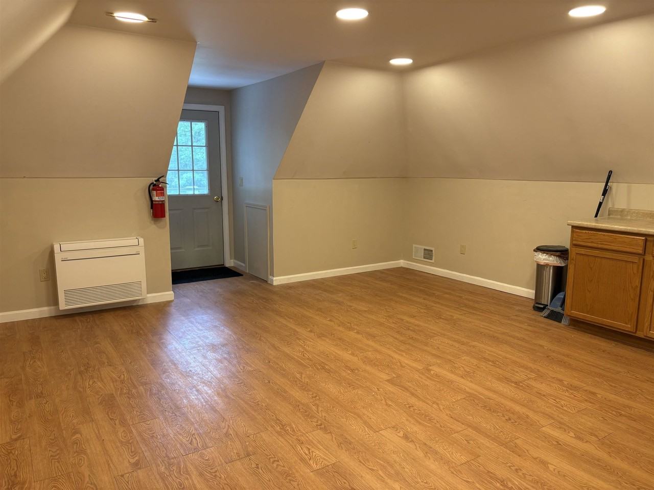 103 Durham Rd #B - Photo 5 of 13