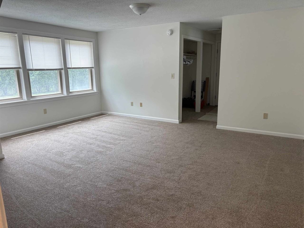 103 Durham Rd #B - Photo 6 of 13