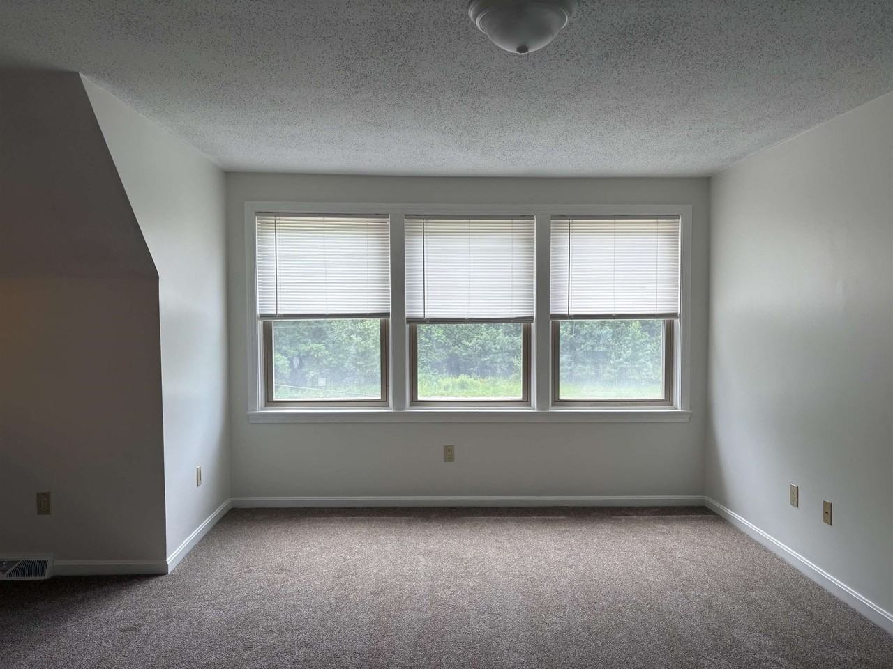 103 Durham Rd #B - Photo 7 of 13