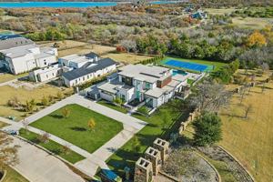 featured image of 4301 Saddleback Ln