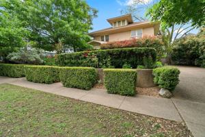 featured image of 4313 Avondale Ave