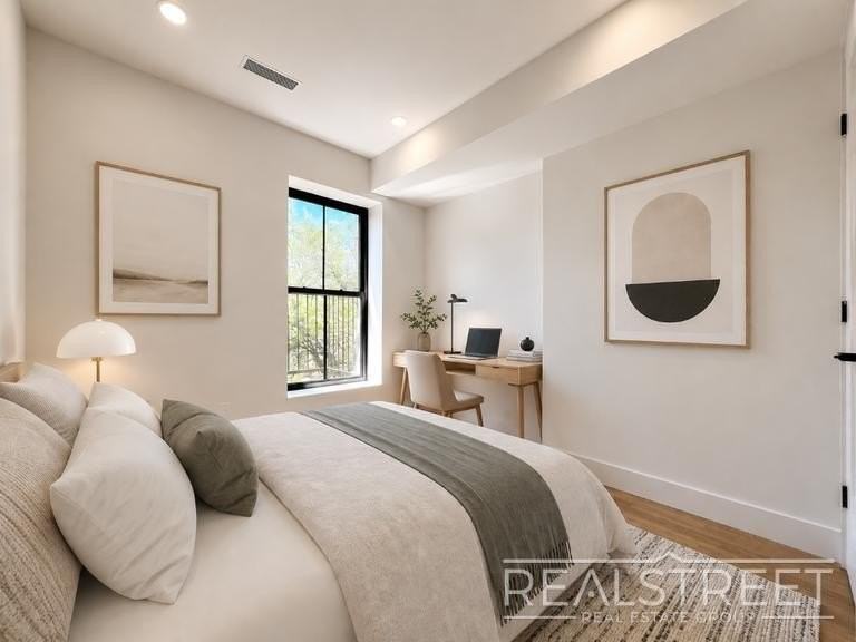 10 Marconi Pl #3 - Photo 2 of 9