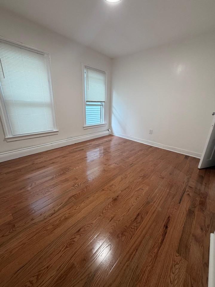 123 Morris St #2 - Photo 7 of 7