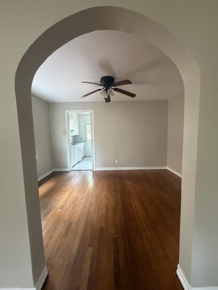 3714 N Shartel Ave #2 - Photo 3 of 12