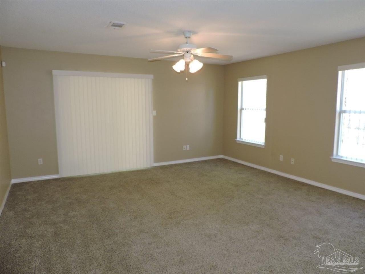 1093 Antigua Cir - Photo 5 of 11