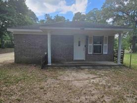 2040 E Roberts Rd - Photo 1 of 1