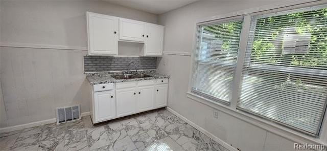 19734 Lahser Rd - Photo 2 of 8