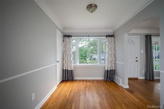 21328 Audette St - Photo 3 of 15
