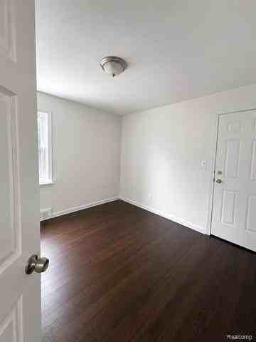 11867 Laing St - Photo 6 of 7