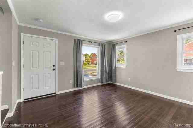 10842 Nottingham Rd - Photo 6 of 23