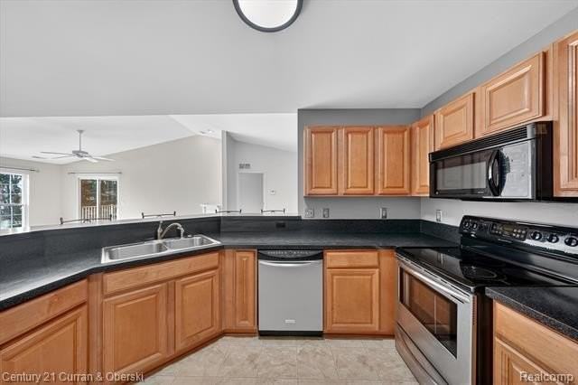 16815 Dover Dr #146 - Photo 5 of 20