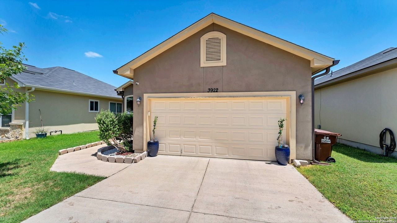 3922 Key West Way - Photo 4 of 38