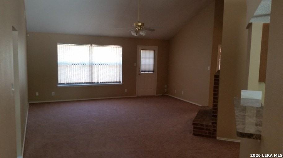 1503 Kingsbridge - Photo 4 of 11