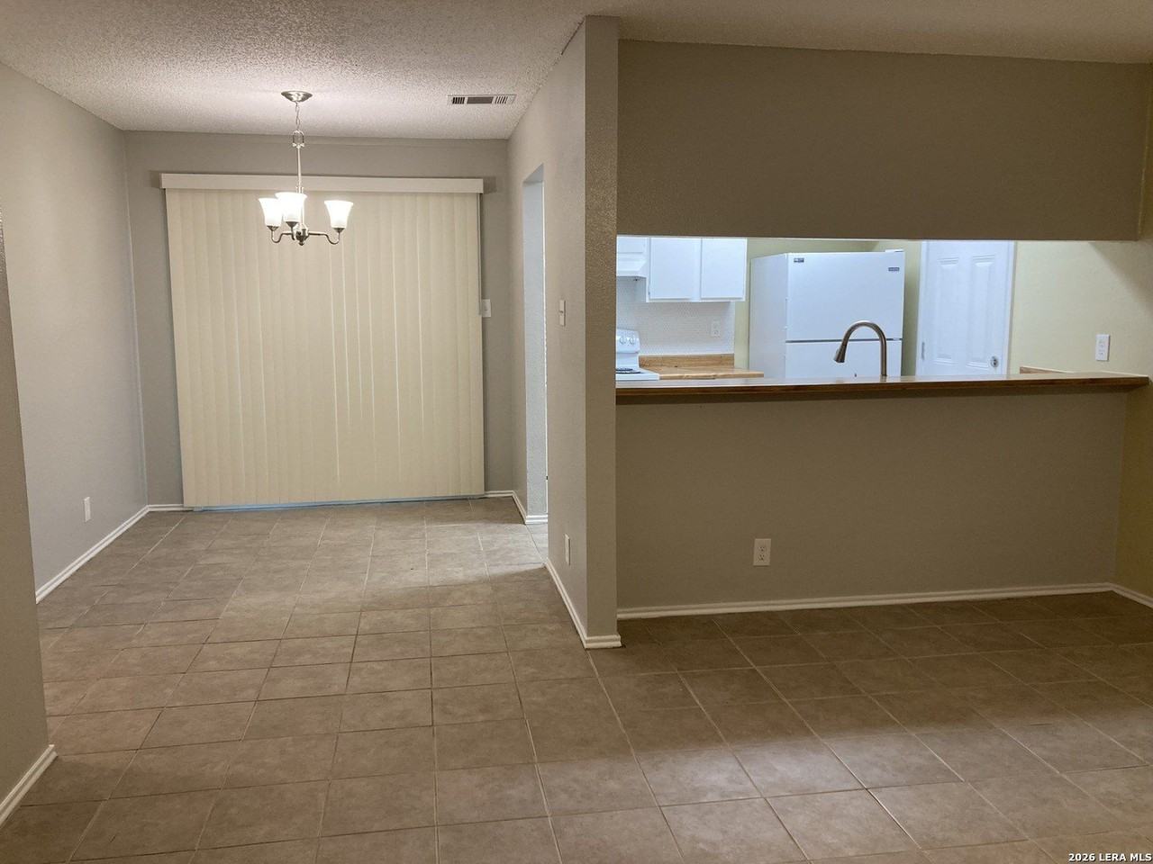 12228 Ridge Crown St - Photo 3 of 9