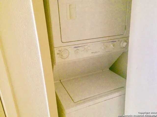 7834 Broadway #106 - Photo 6 of 10