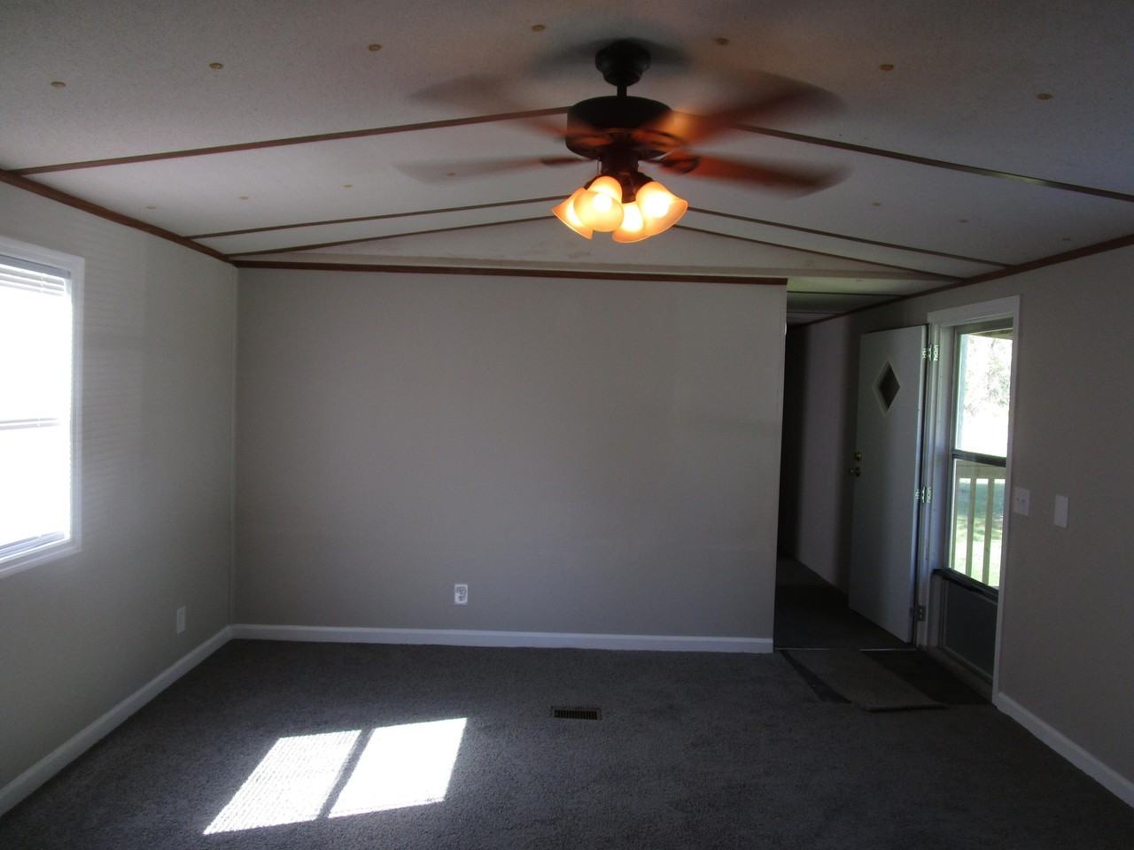 836 S Saint Pauls Church Rd - Photo 4 of 14