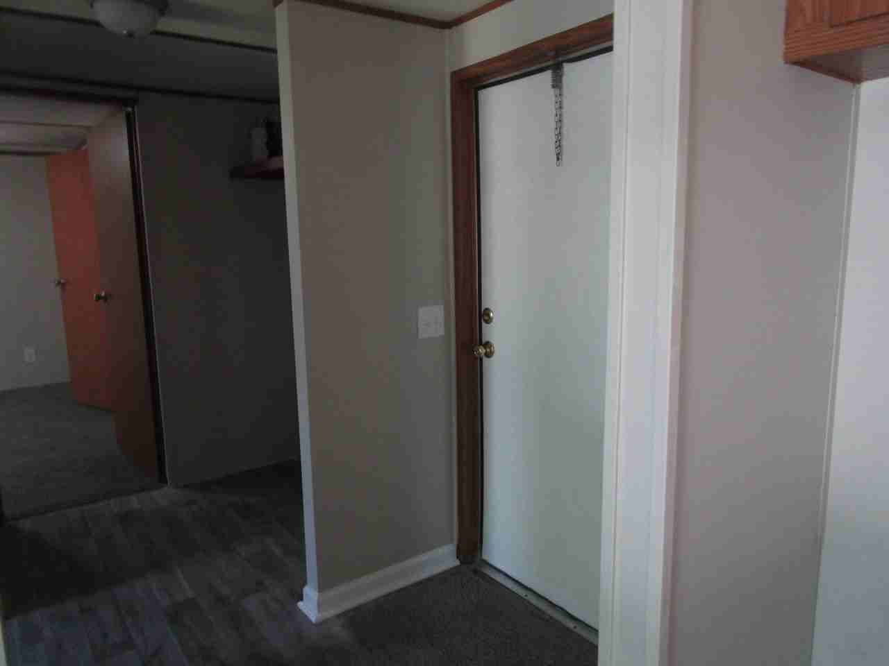 836 S Saint Pauls Church Rd - Photo 5 of 14