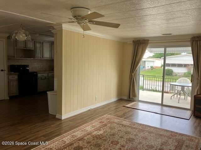 504 Jennifer Cir - Photo 3 of 11