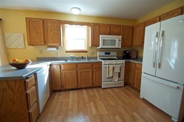 7154 Mckee Rd - Photo 7 of 20