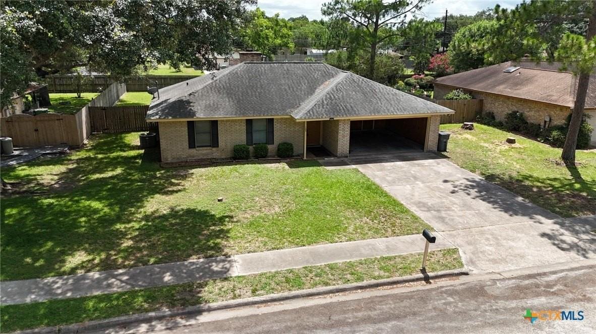 105 Kirkwall St - Photo 2 of 21