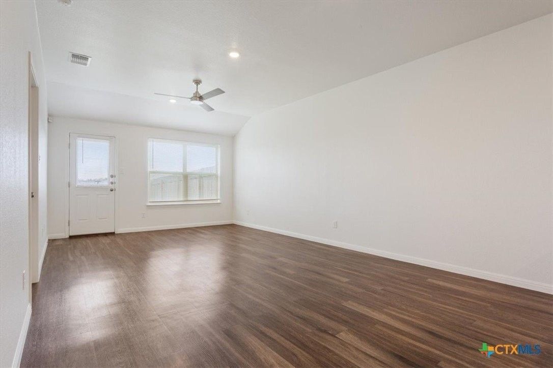 5807 Betty Lou Dr #A - Photo 4 of 19