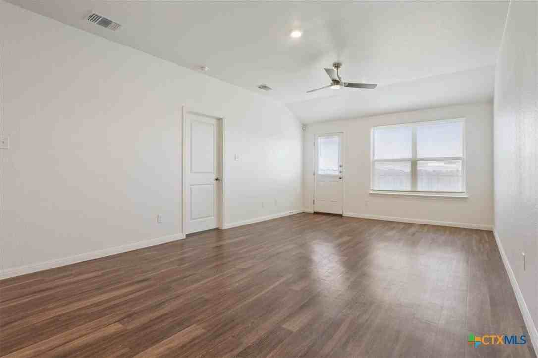 5807 Betty Lou Dr #A - Photo 5 of 19