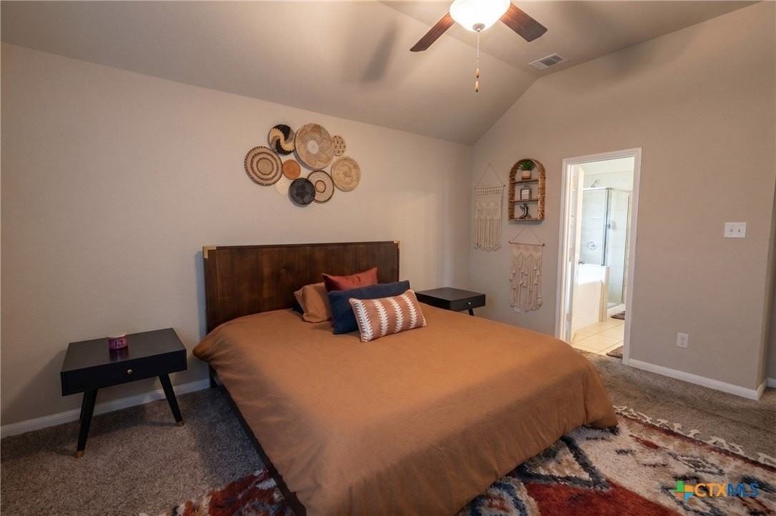 818 Stockdale Rd - Photo 4 of 8
