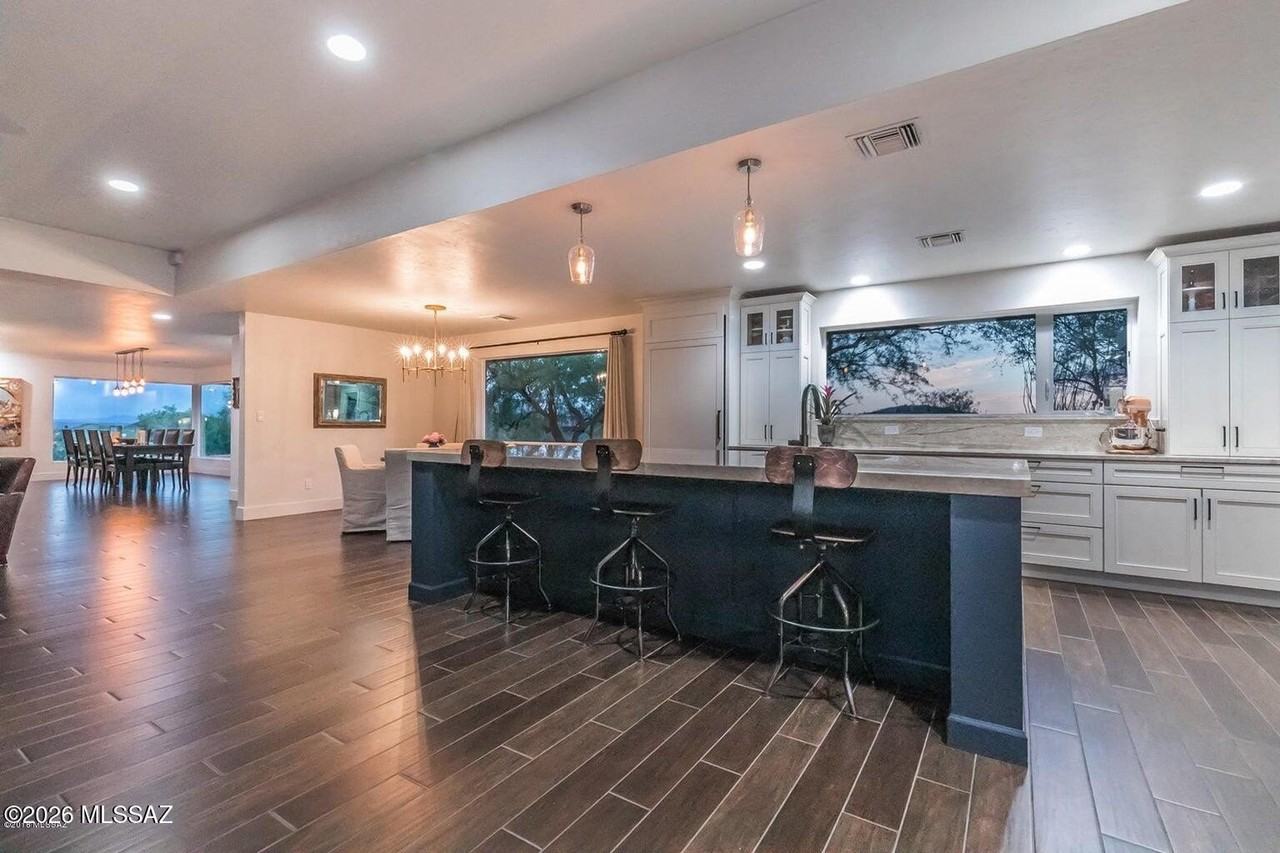 5965 N Sabino Shadow Ln - Photo 6 of 39