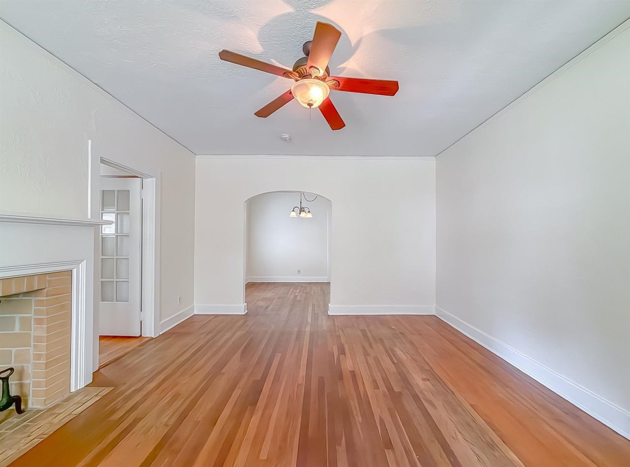 1230 Mitchell Ave - Photo 3 of 32