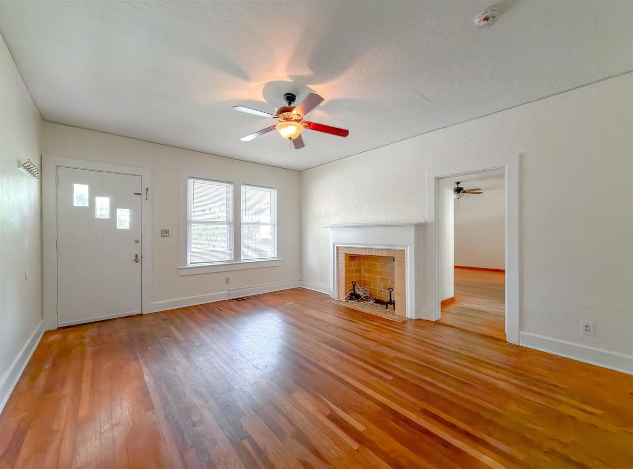 1230 Mitchell Ave - Photo 5 of 32