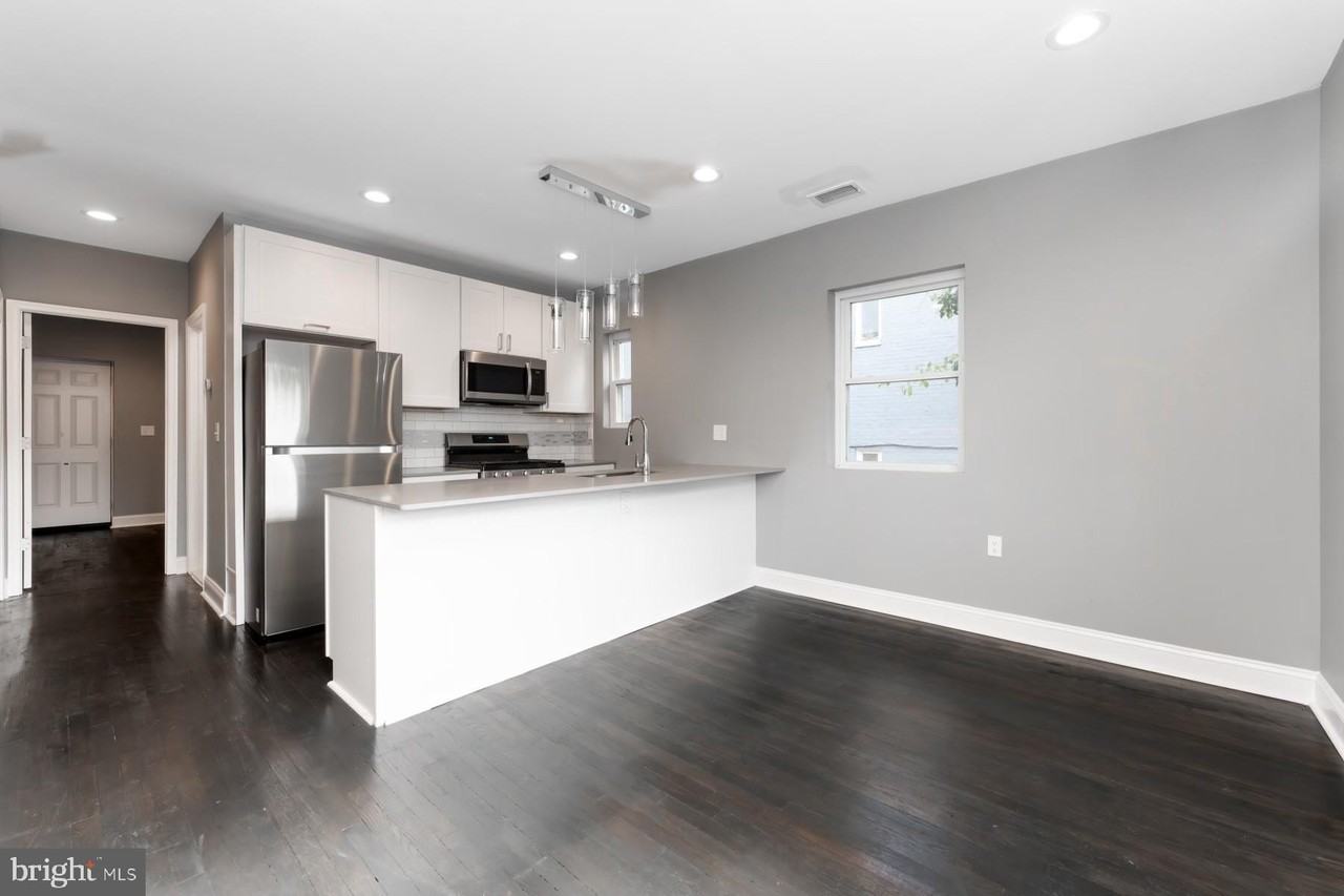 1606 29th St Se - Photo 7 of 12