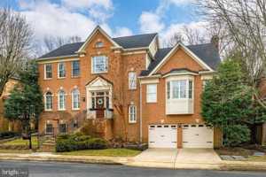 featured image of 5120 Warren Pl Nw