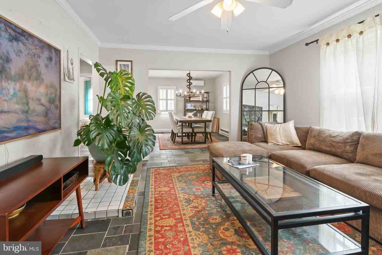 214 Sumner Rd - Photo 5 of 36