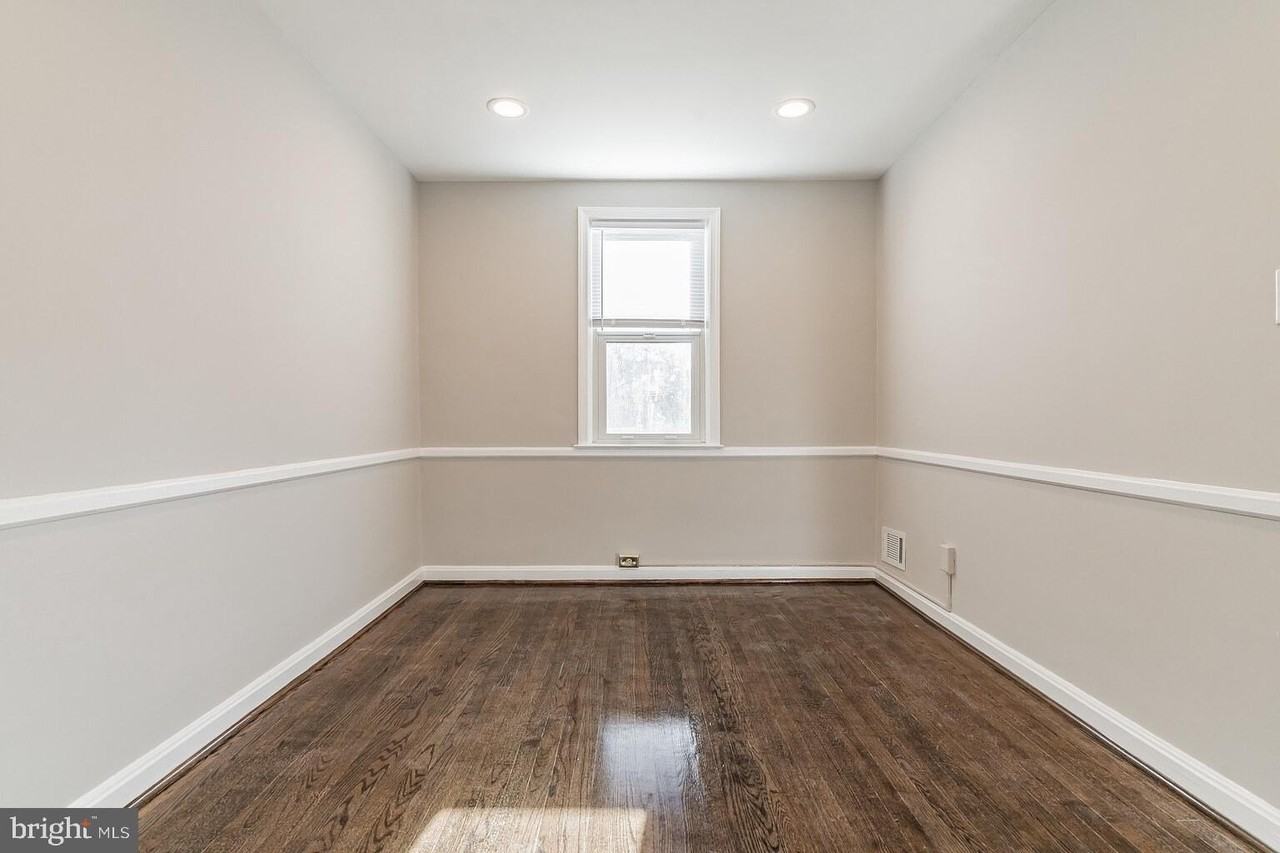 413 Rogers Ave - Photo 6 of 30