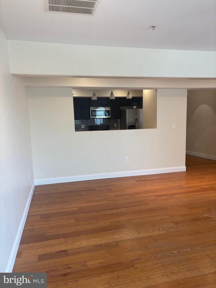 765 Washington Blvd #2 - Photo 6 of 15