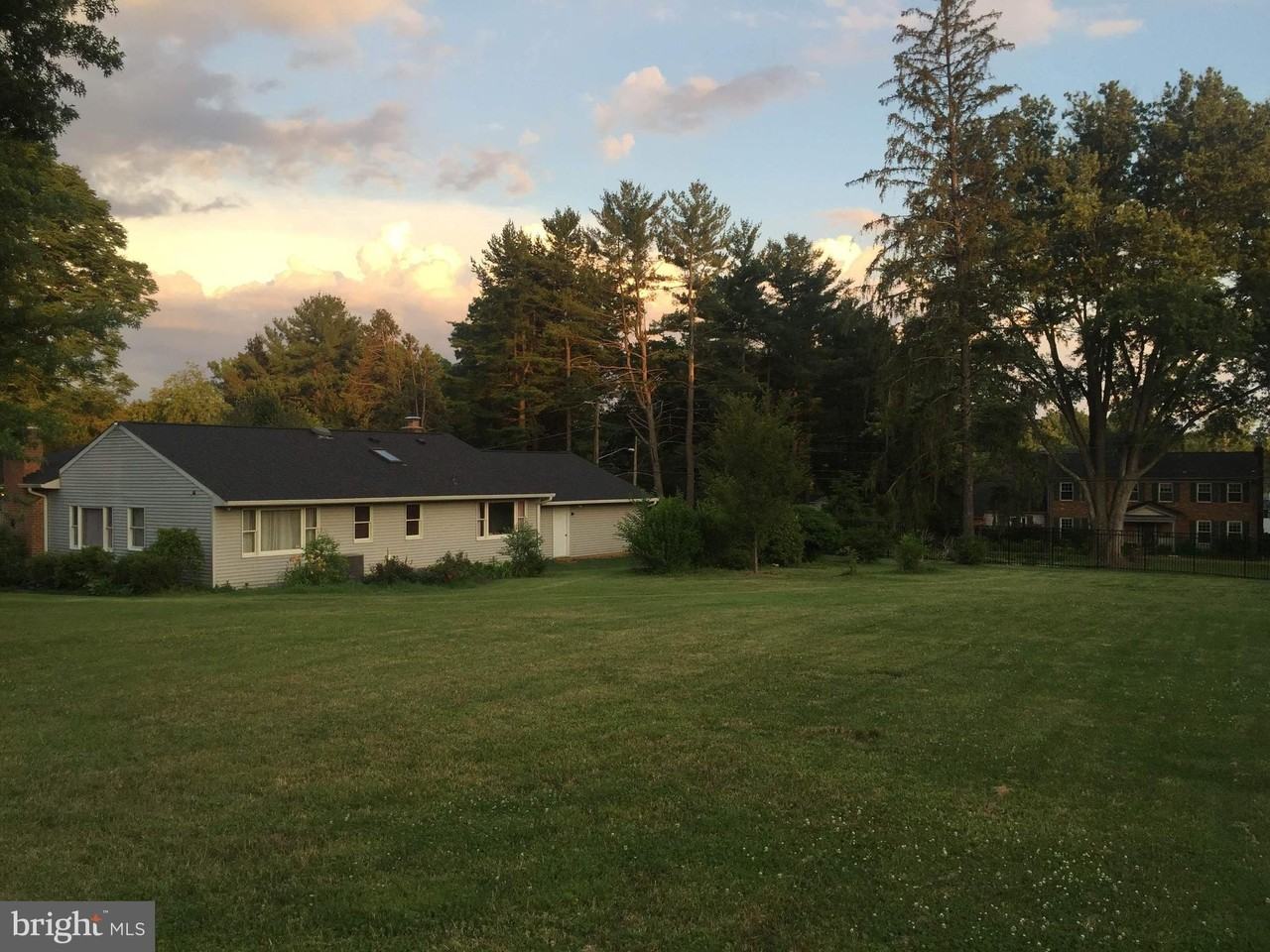1707 Merrifields Dr - Photo 2 of 30