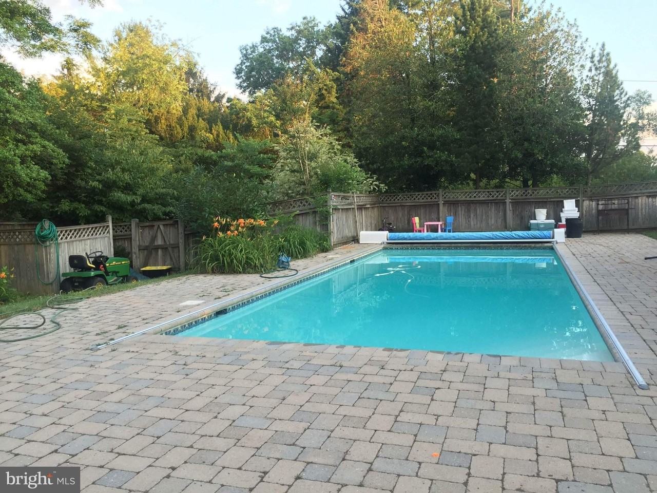 1707 Merrifields Dr - Photo 4 of 30