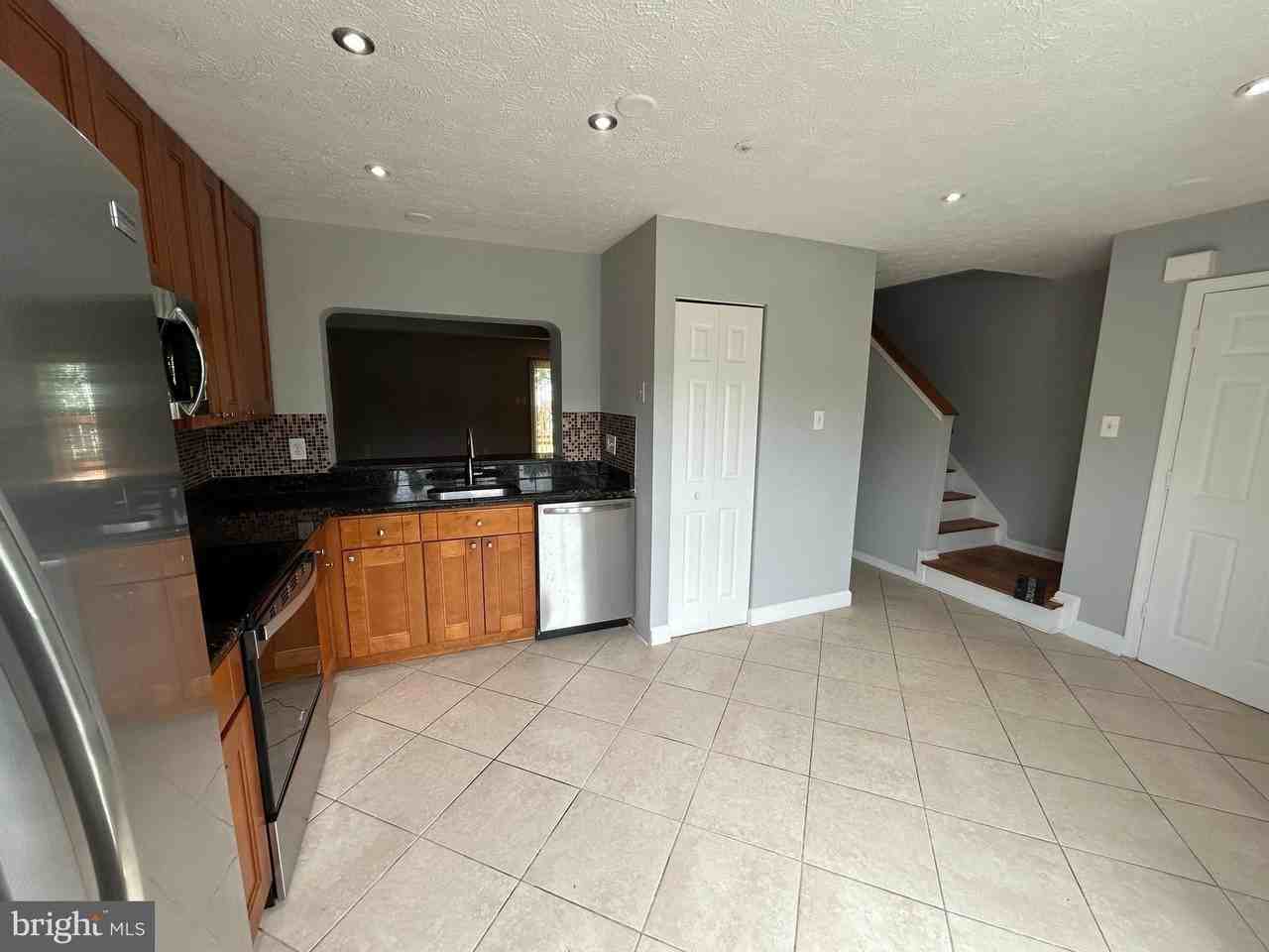 17930 Cottonwood Ter - Photo 5 of 21