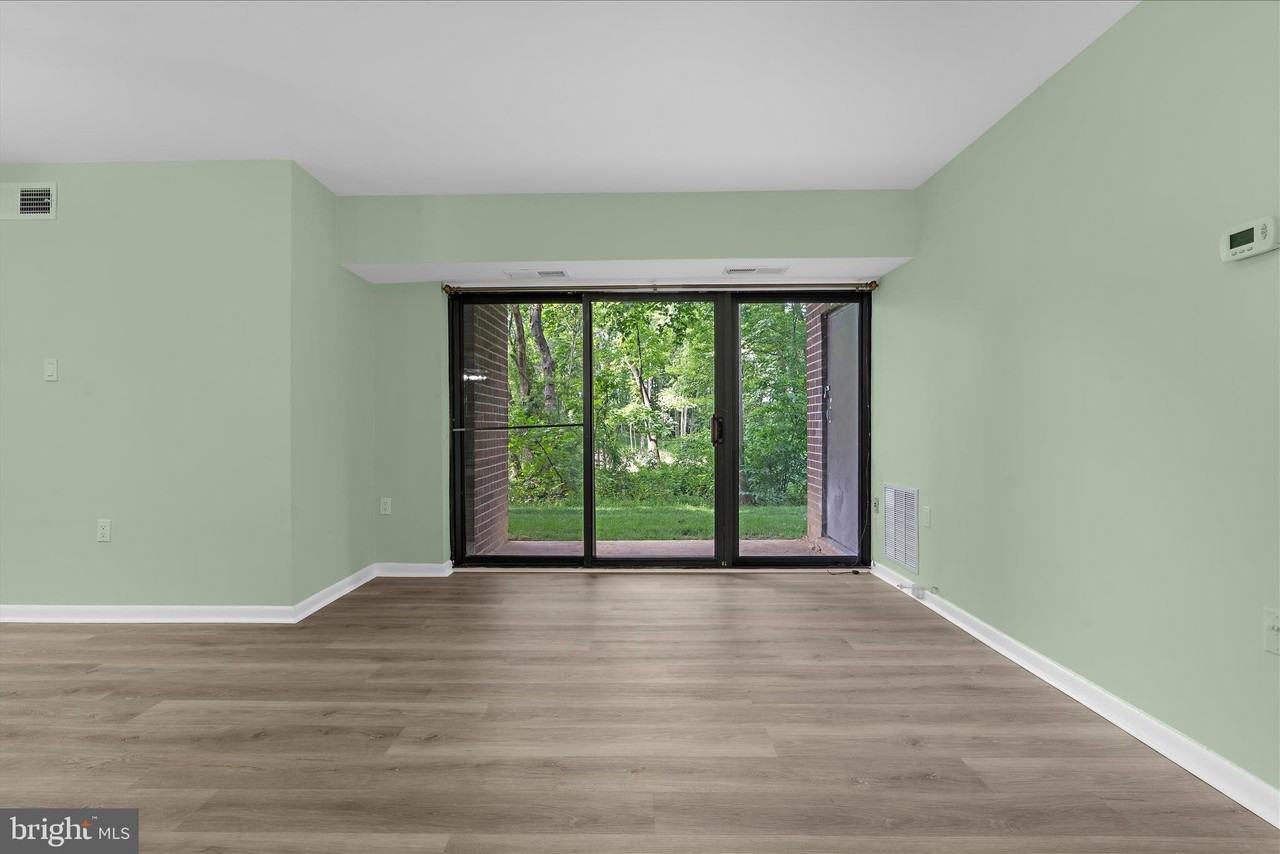 15712 Dorset Rd #T3 - Photo 2 of 33