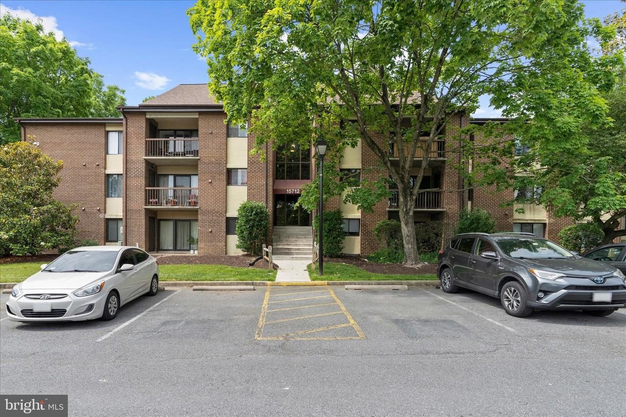 15712 Dorset Rd #T3 - Photo 4 of 33