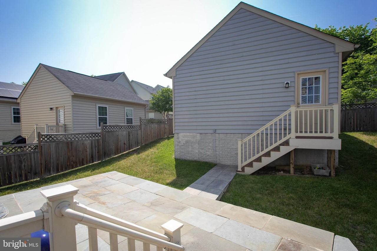 2515 Baileys Pond Rd - Photo 6 of 13